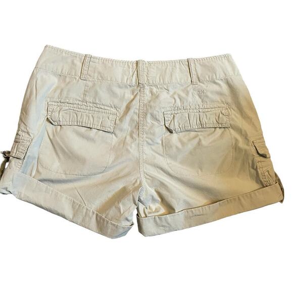 Tommy Hilfiger khaki mid rise cargo utility shorts roll tab cuff size 10 - Picture 5 of 10